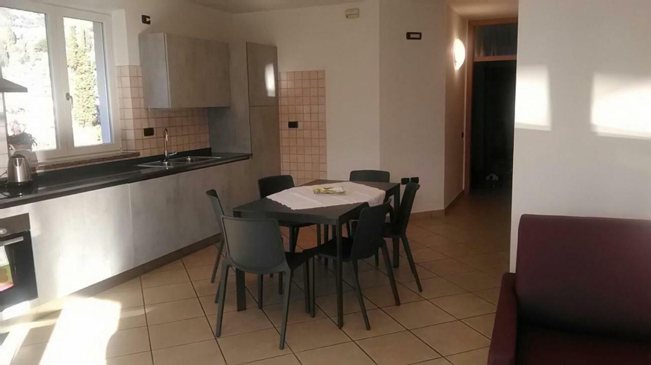 Casa Torboli Apartment Arco Ngoại thất bức ảnh